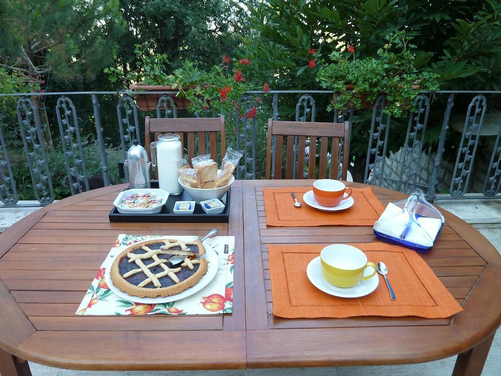 Apartmán Casa Titty Serre Di Rapolano Pokoj fotografie